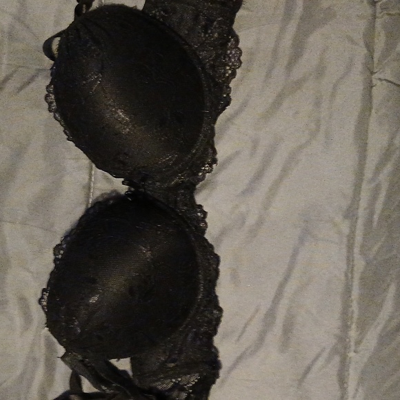 *New* 36C push up bras - Picture 4 of 7